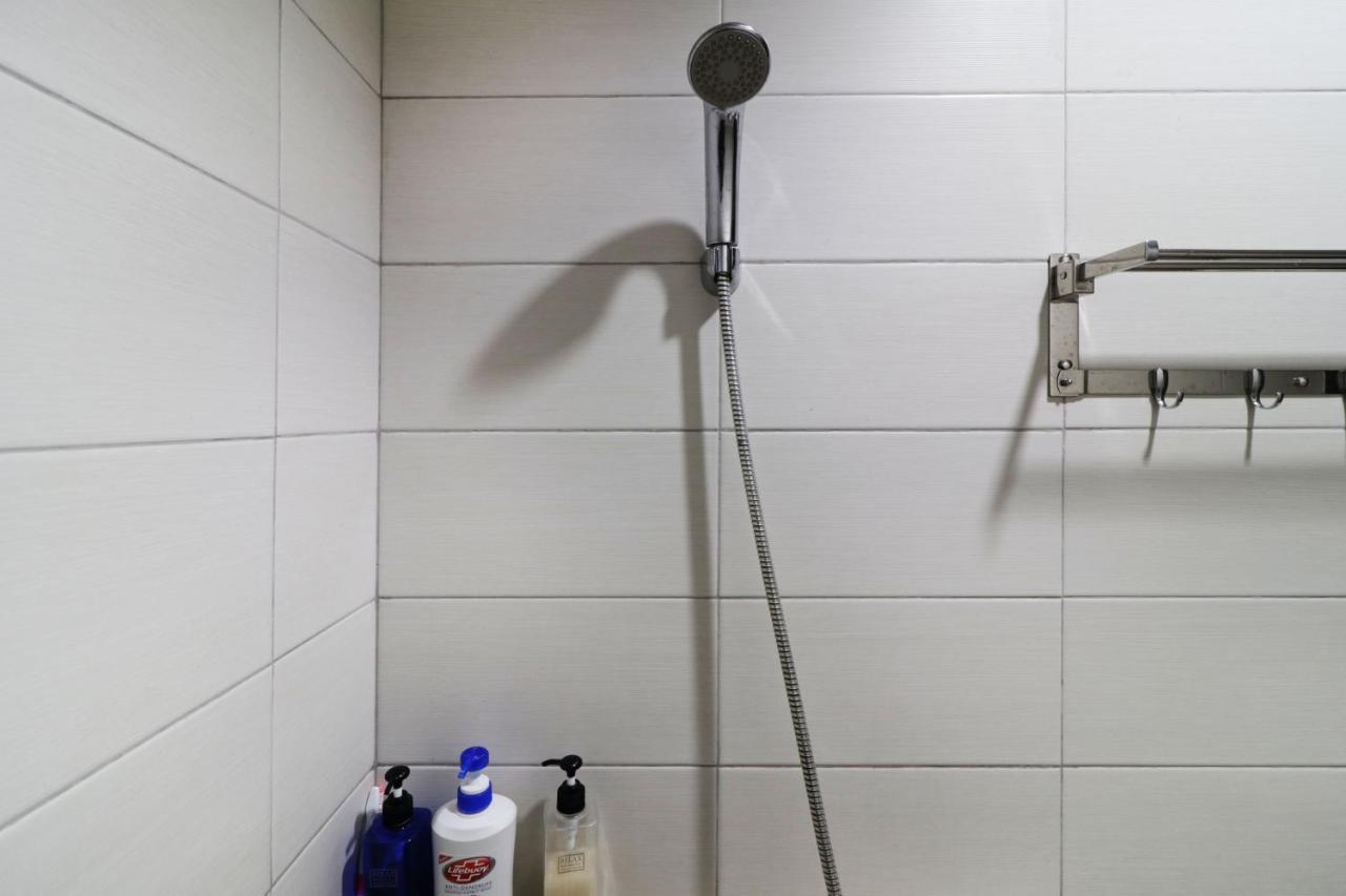 Oliver'S Guest House Tangerang Ngoại thất bức ảnh