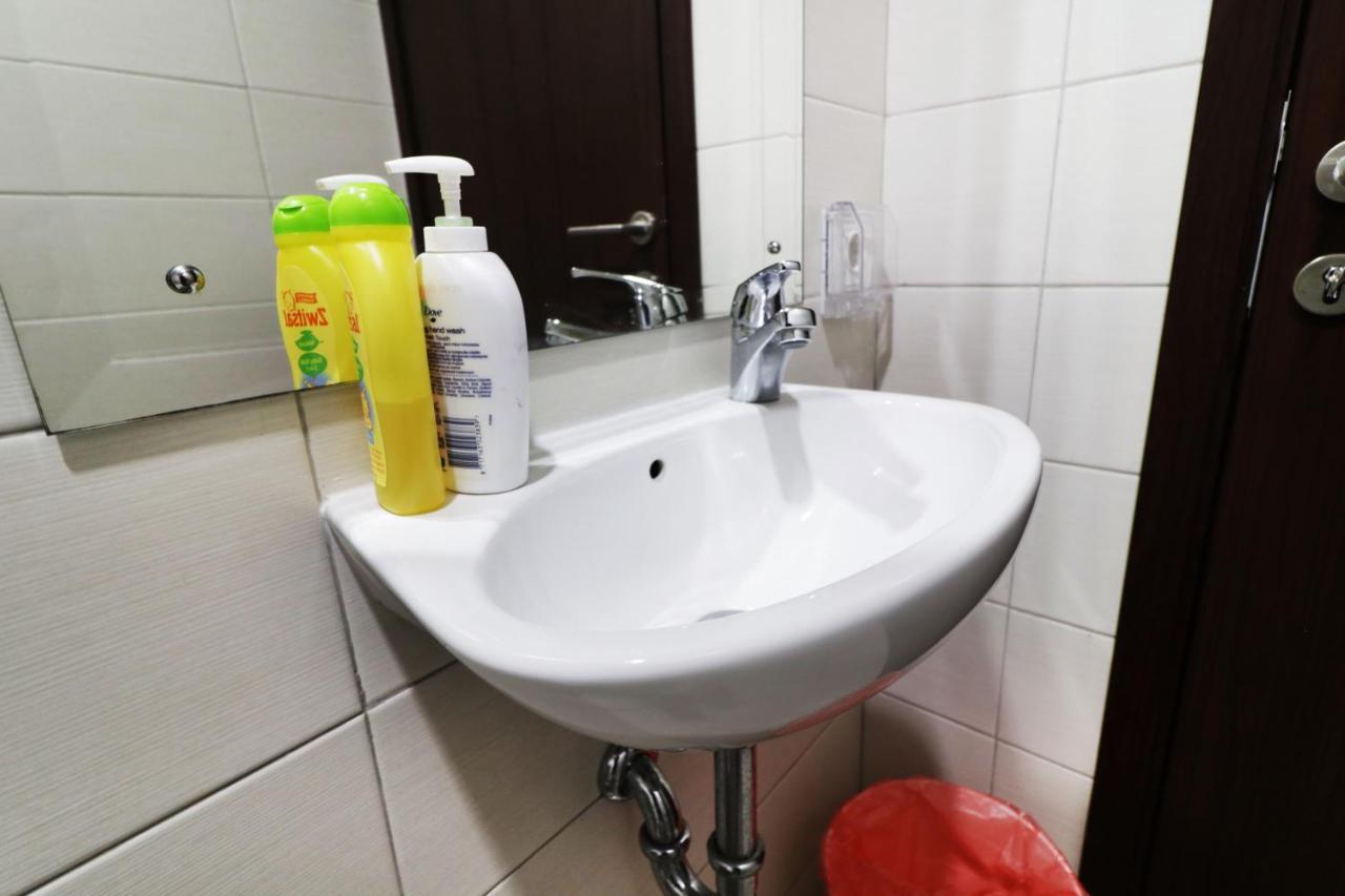 Oliver'S Guest House Tangerang Ngoại thất bức ảnh