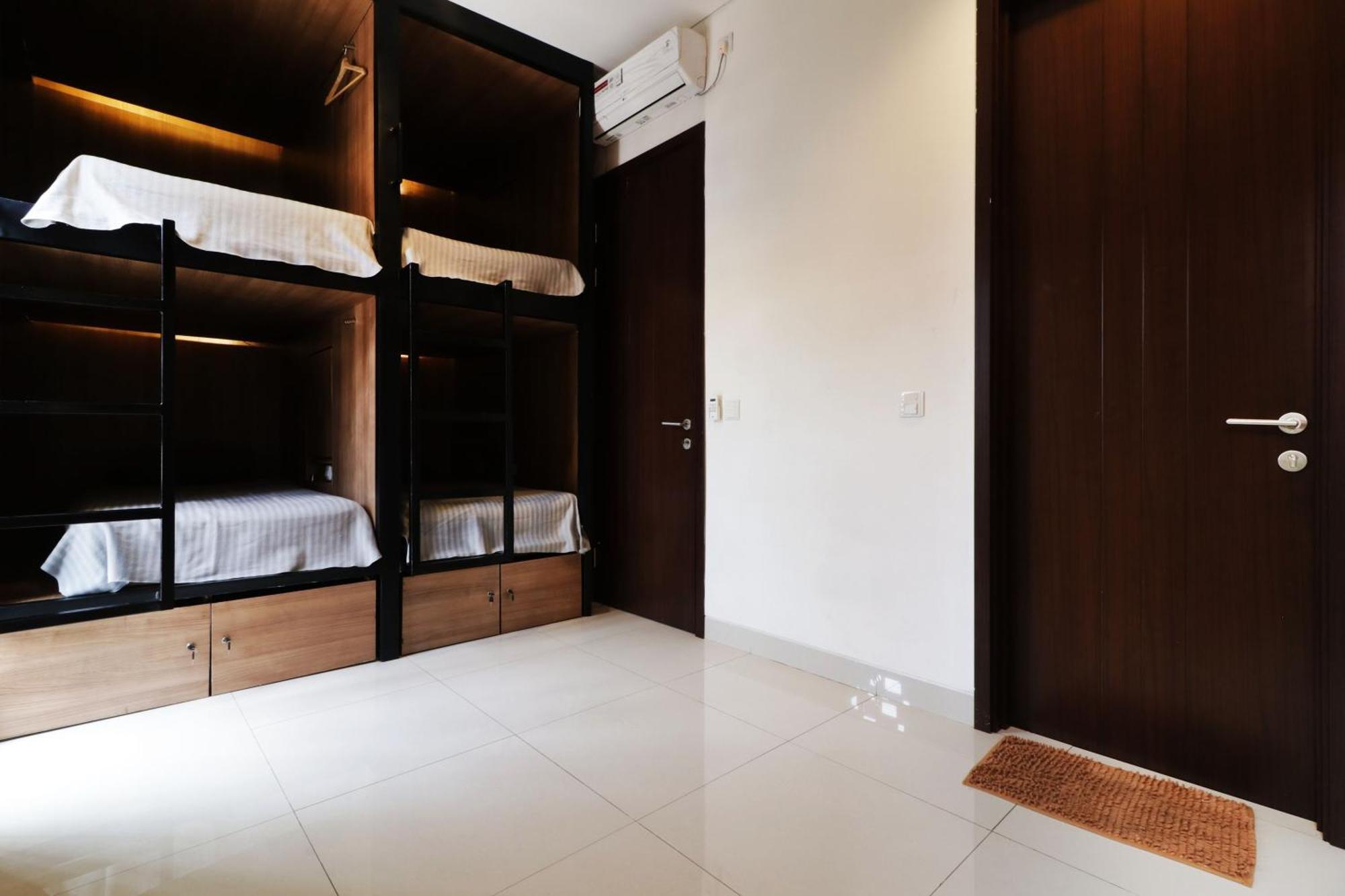 Oliver'S Guest House Tangerang Ngoại thất bức ảnh