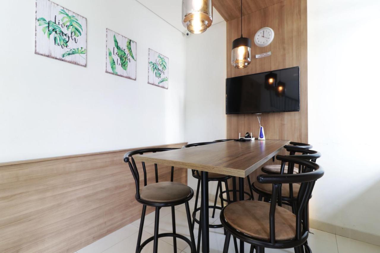 Oliver'S Guest House Tangerang Ngoại thất bức ảnh