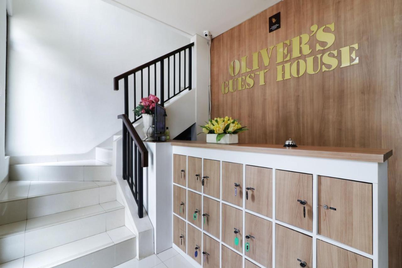Oliver'S Guest House Tangerang Ngoại thất bức ảnh